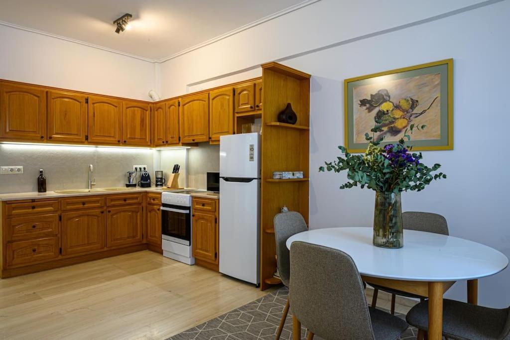 Anna'S Apartment 칼라마타 외부 사진